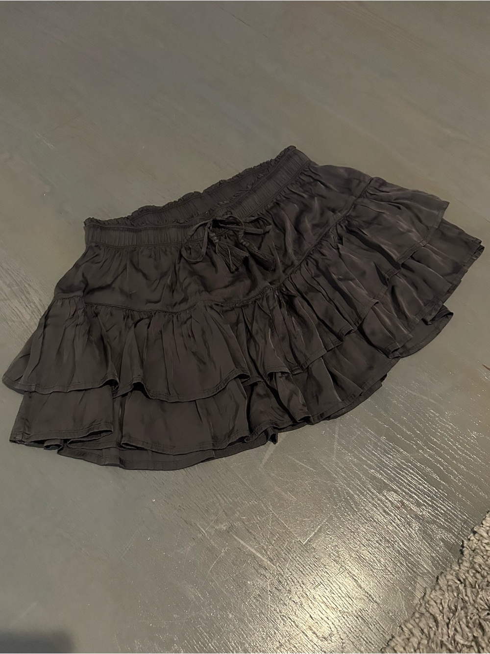 Aerie Black Tiered Ruffle Mini Skirt Tassel Drawstring Size L - Picture 2 of 6